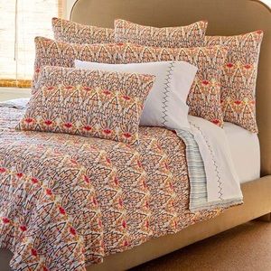 John Robshaw Queen Lina Quilt & 2 Euro Shams